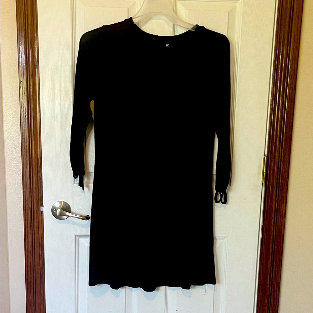Iz Byer Black Knit Top